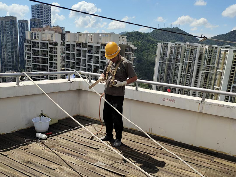 青島房屋漏水維修-青島屋面防水補漏-青島屋頂漏雨處理